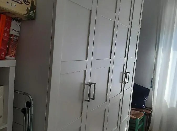 Room For Rent In Roma Conca D\'Oro Near Subway Line B